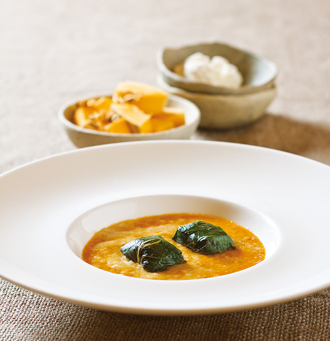 Crema di zucca gratinata con involtini di robiola